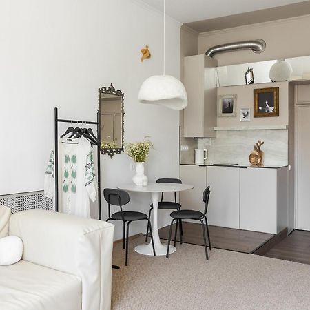 Netflix And Chill Apartment Lviv Exterior photo
